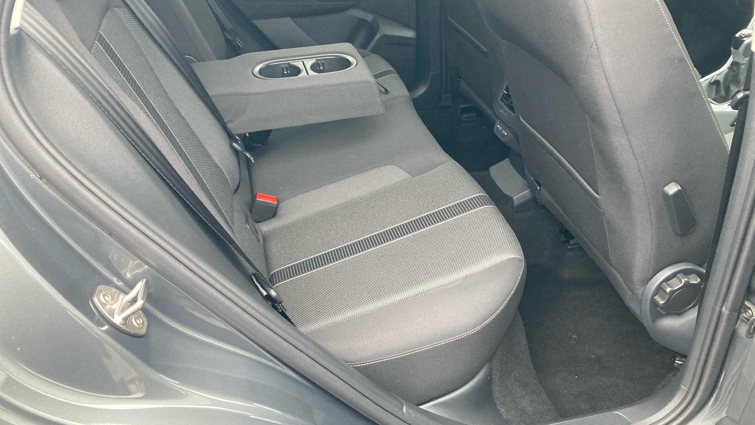 Used Volkswagen T-Roc 2025 for sale - 77902296: Photo 27