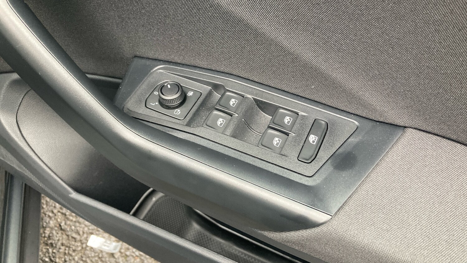 Used Volkswagen T-Roc 2025 for sale - 77902296: Photo 31