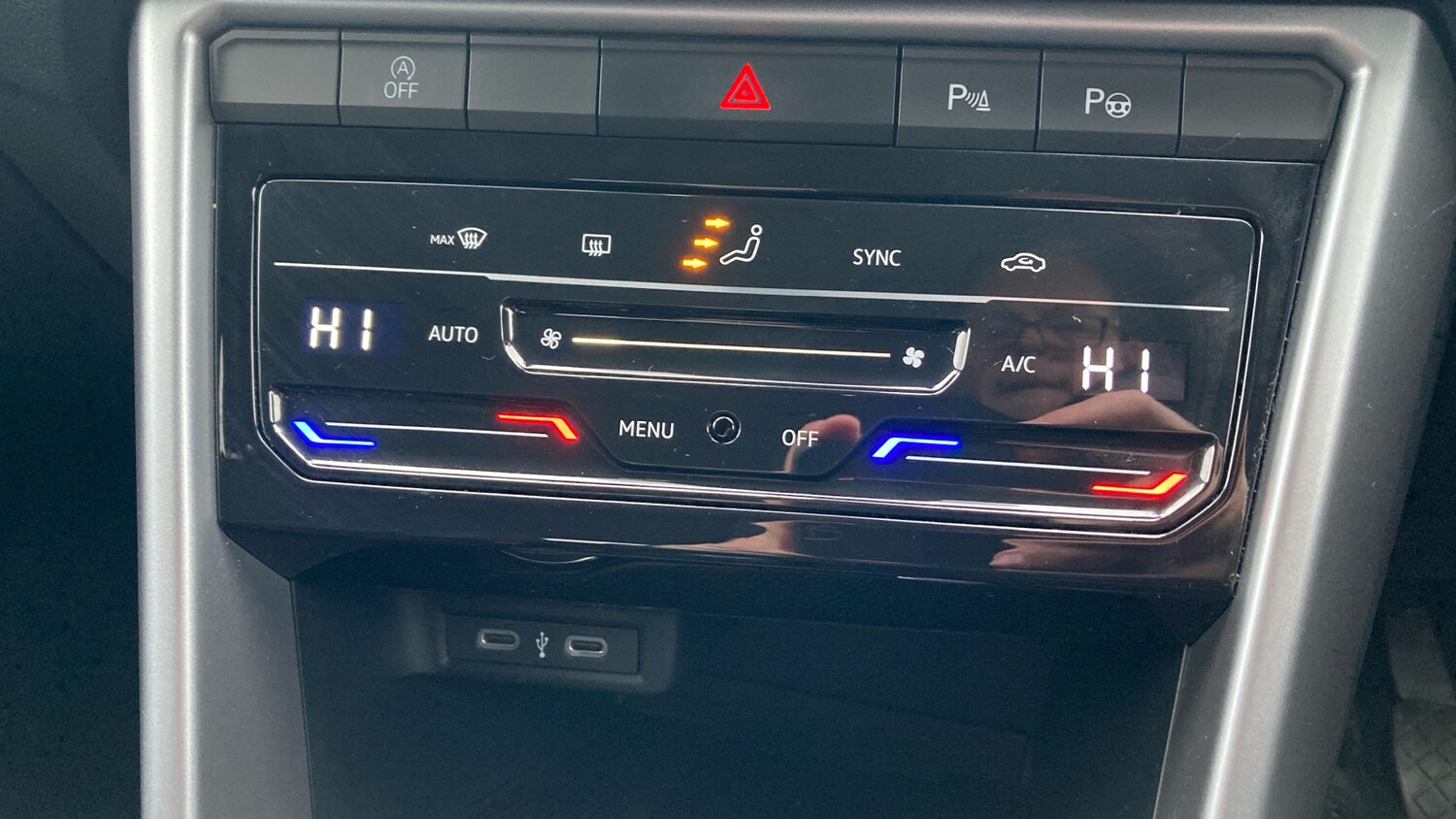 Used Volkswagen T-Roc 2025 for sale - 77902296: Photo 44