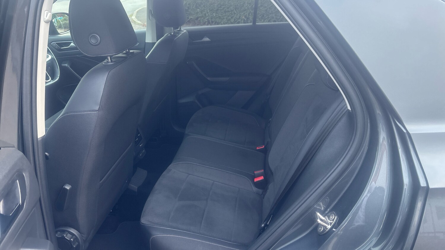 Used Volkswagen T-Roc 2024 for sale - 76207673: Photo 16