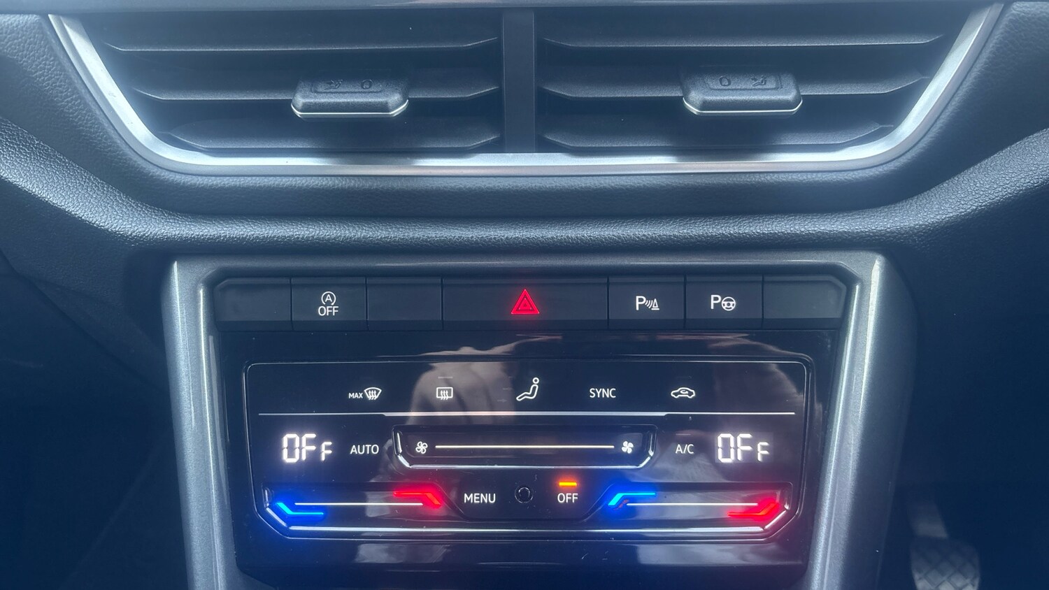 Used Volkswagen T-Roc 2024 for sale - 76207673: Photo 29