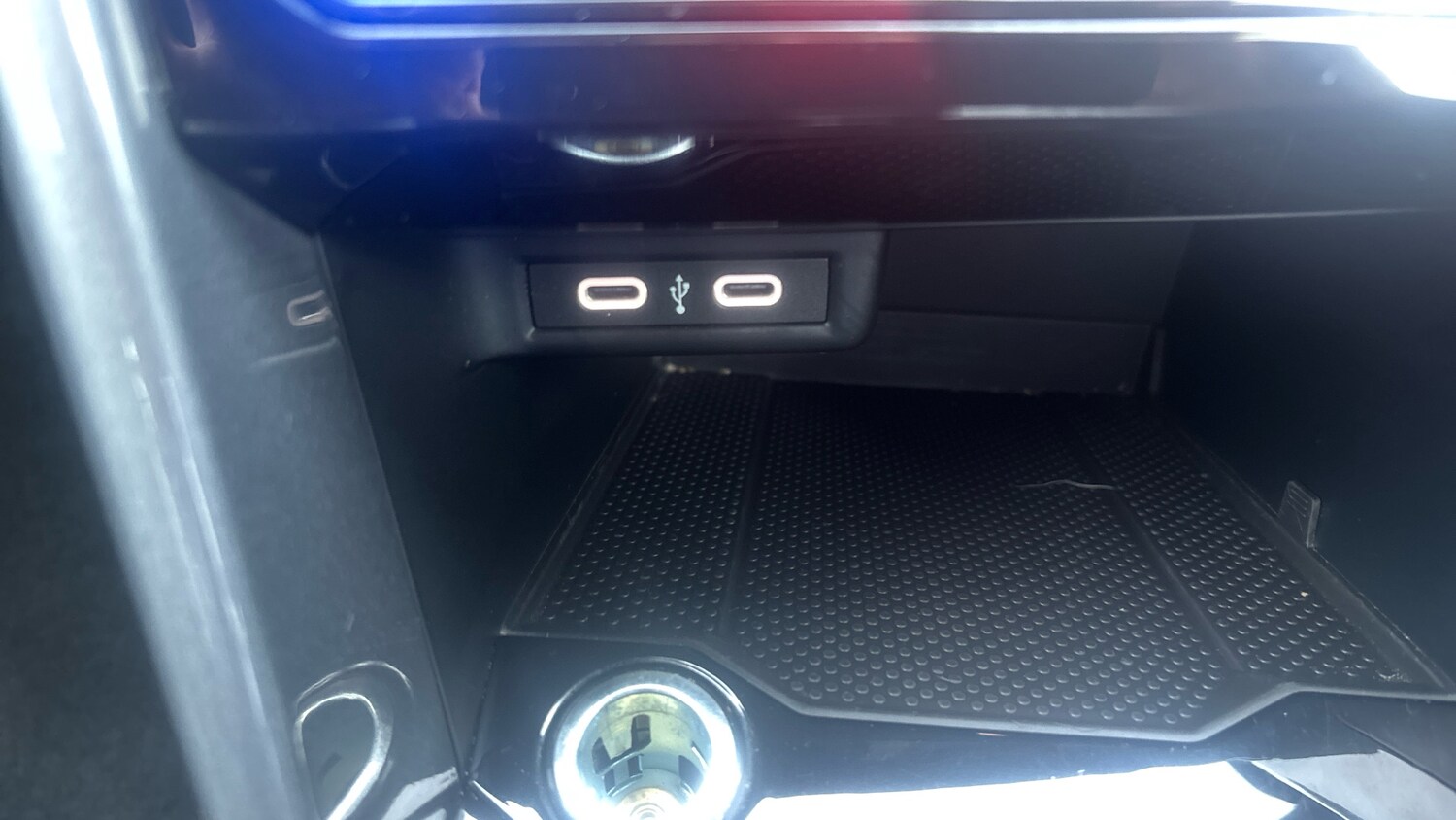 Used Volkswagen T-Roc 2024 for sale - 76207673: Photo 30