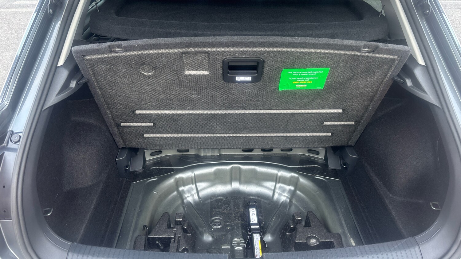 Used Volkswagen T-Roc 2024 for sale - 76207673: Photo 32