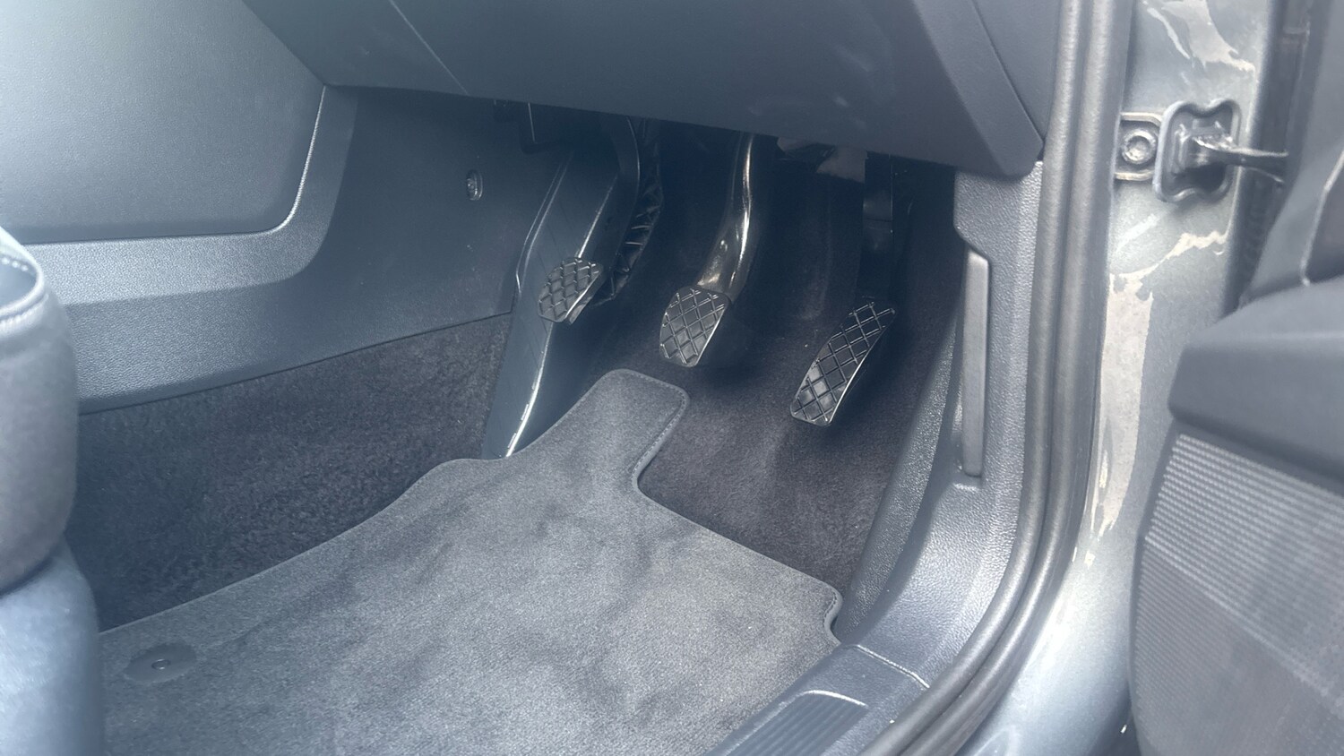 Used Volkswagen T-Roc 2024 for sale - 76207673: Photo 37