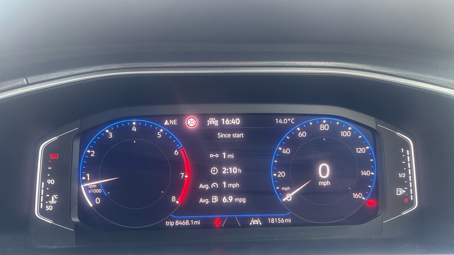 Used Volkswagen T-Roc 2024 for sale - 76207673: Photo 41