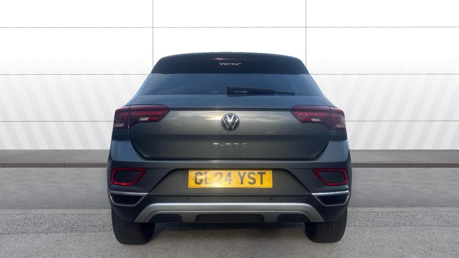 Used Volkswagen T-Roc 2024 for sale - 76207673: Photo 6