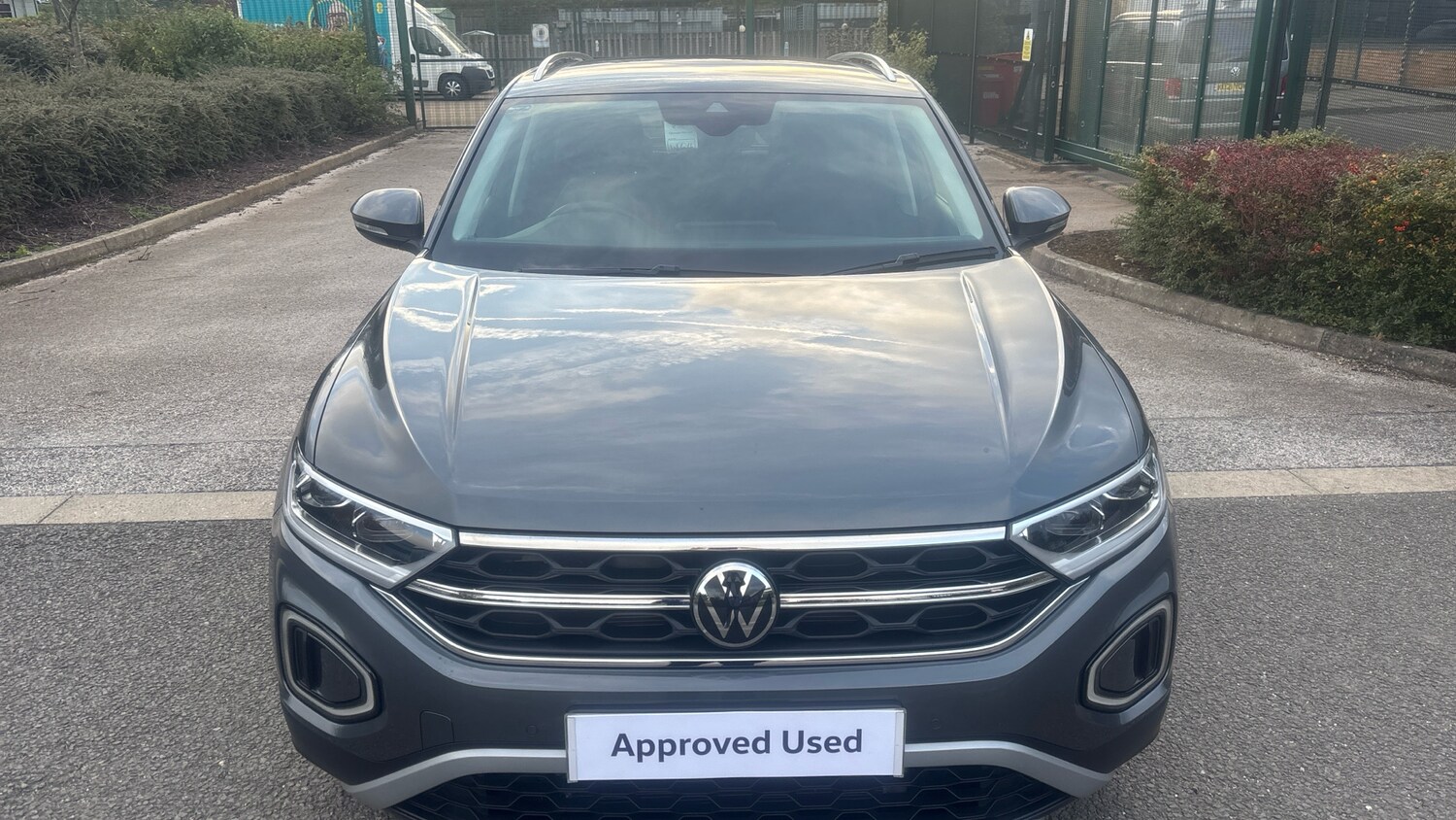 Used Volkswagen T-Roc 2024 for sale - 76207673: Photo 8