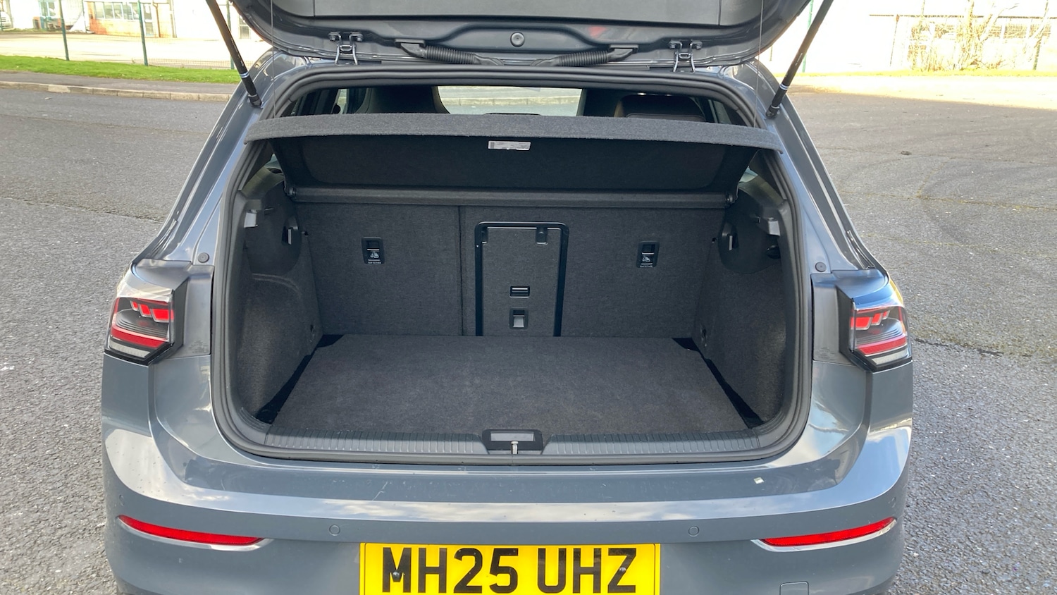 Used Volkswagen Golf 2025 for sale - 77900866: Photo 4