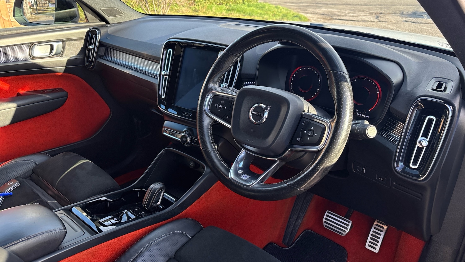 Used Volvo XC40 2018 for sale - 76649916: Photo 11