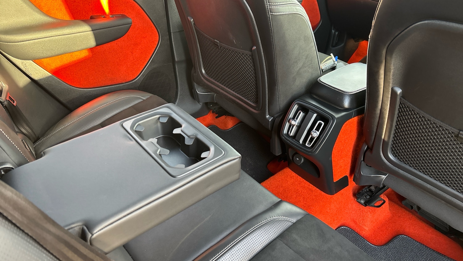 Used Volvo XC40 2018 for sale - 76649916: Photo 24