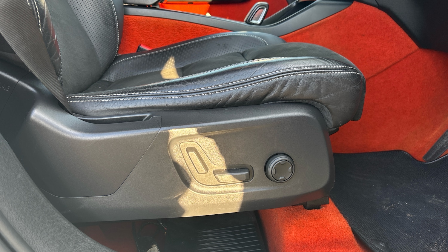 Used Volvo XC40 2018 for sale - 76649916: Photo 26