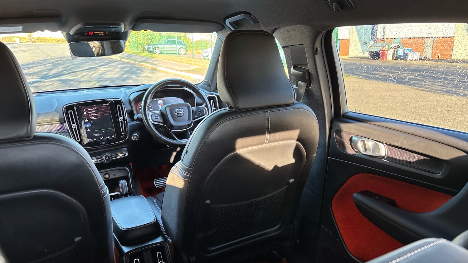 Used Volvo XC40 2018 for sale - 76649916: Photo 40