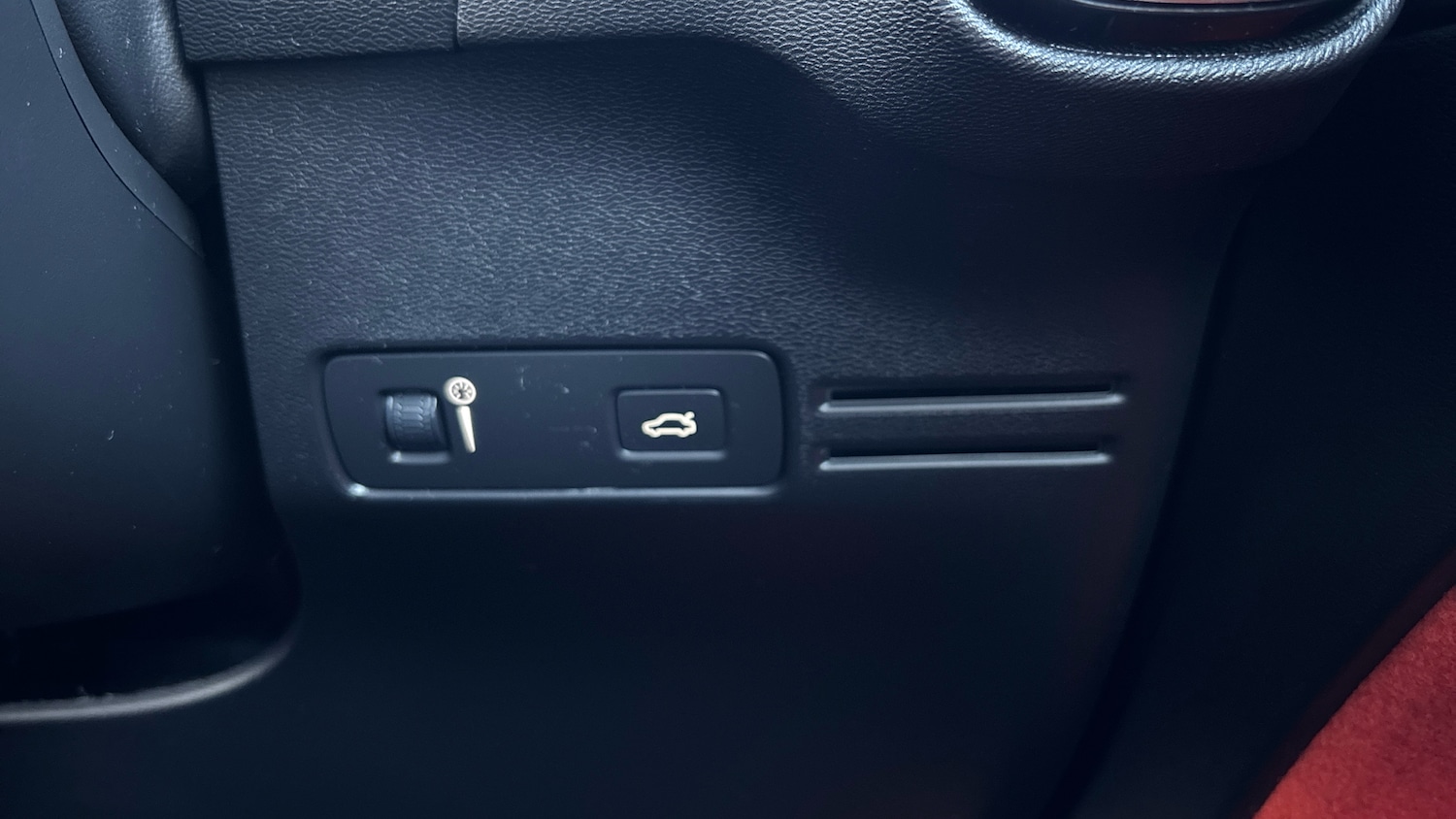 Used Volvo XC40 2018 for sale - 76649916: Photo 54