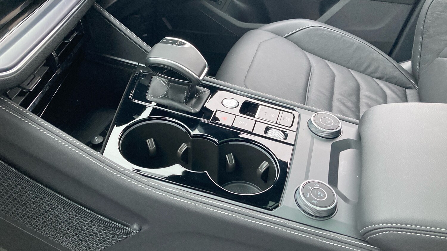 Used Volkswagen Touareg 2025 for sale - 77336435: Photo 13