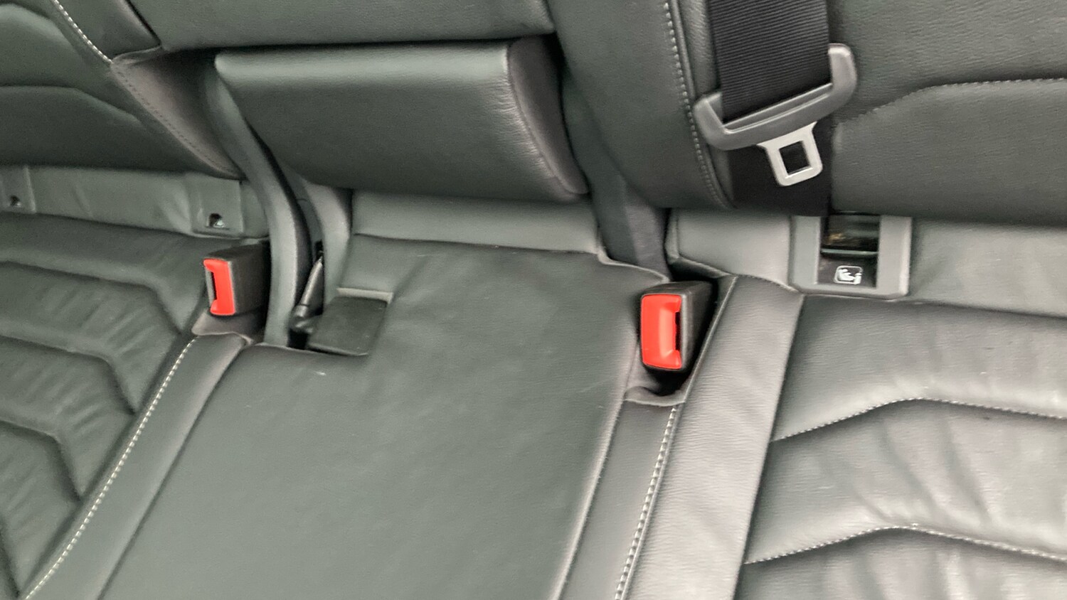 Used Volkswagen Touareg 2025 for sale - 77336435: Photo 17