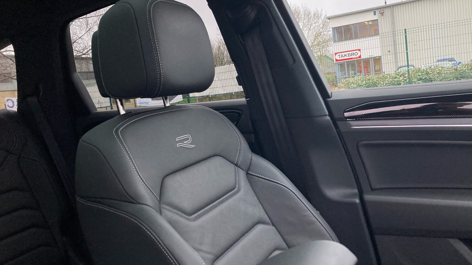 Used Volkswagen Touareg 2025 for sale - 77336435: Photo 22