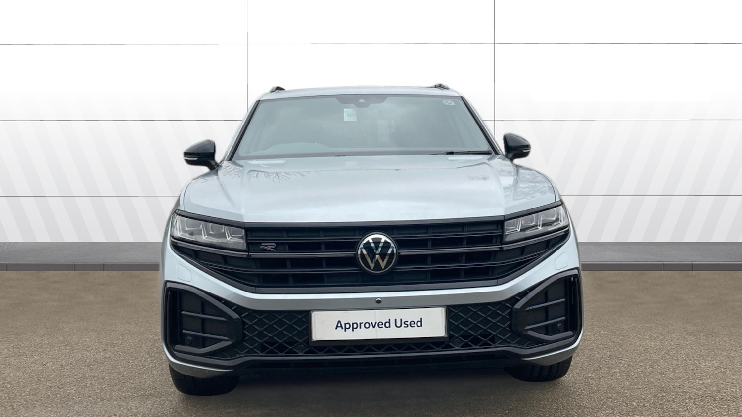 Used Volkswagen Touareg 2025 for sale - 77336435: Photo 3