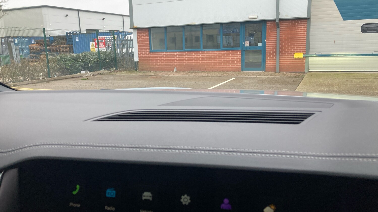 Used Volkswagen Touareg 2025 for sale - 77336435: Photo 35