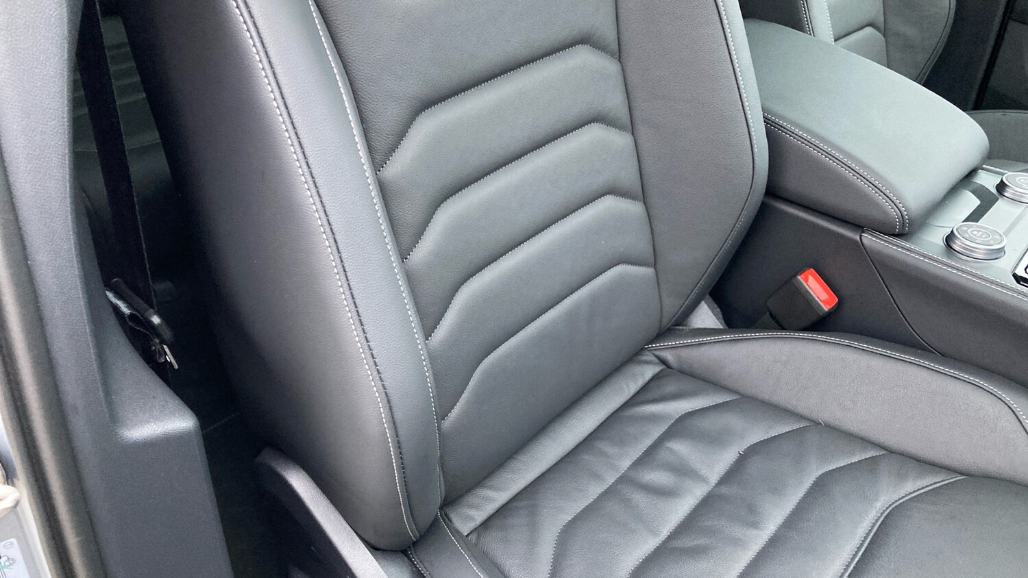 Used Volkswagen Touareg 2025 for sale - 77336435: Photo 65