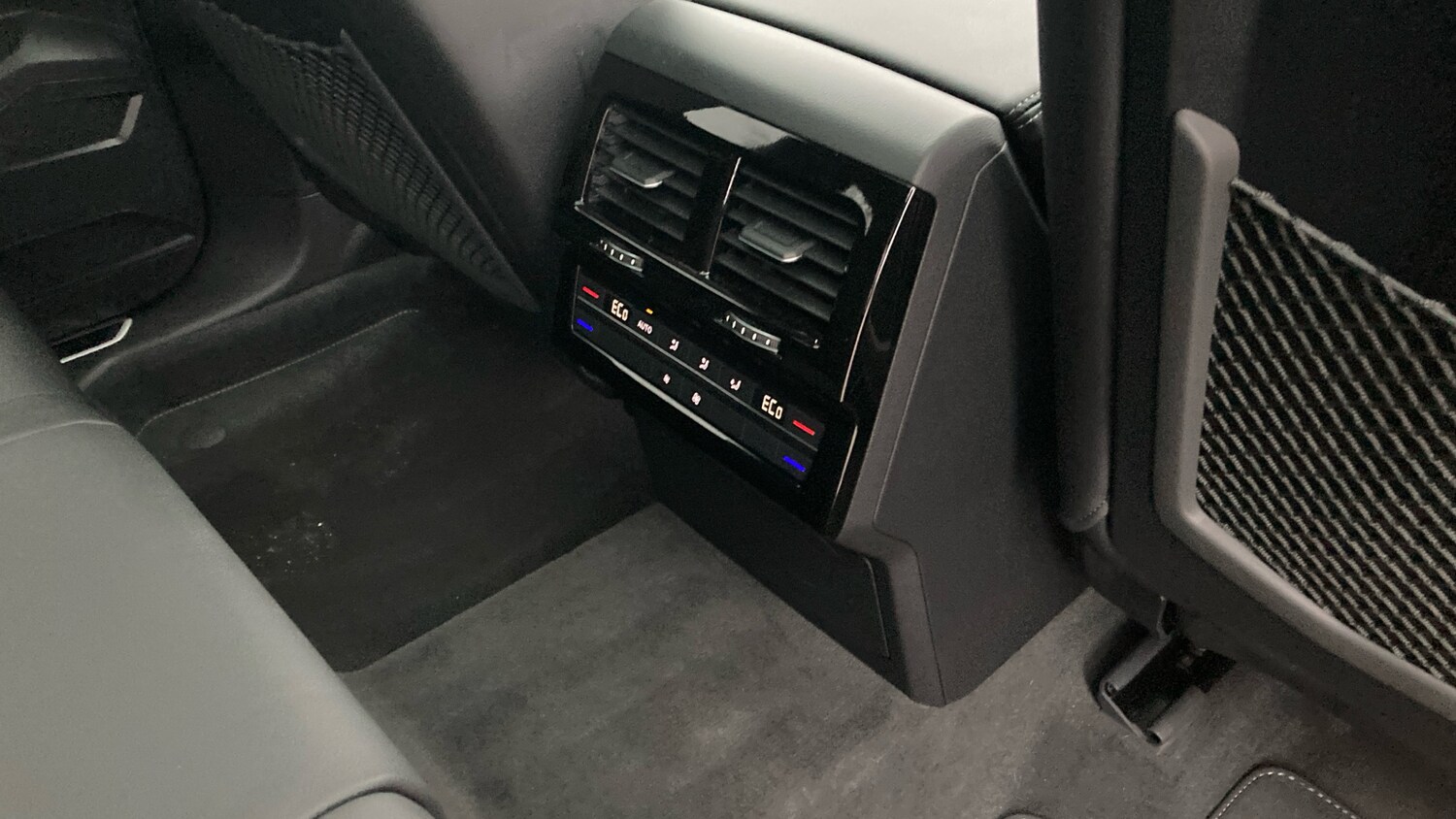 Used Volkswagen Touareg 2025 for sale - 77336435: Photo 69