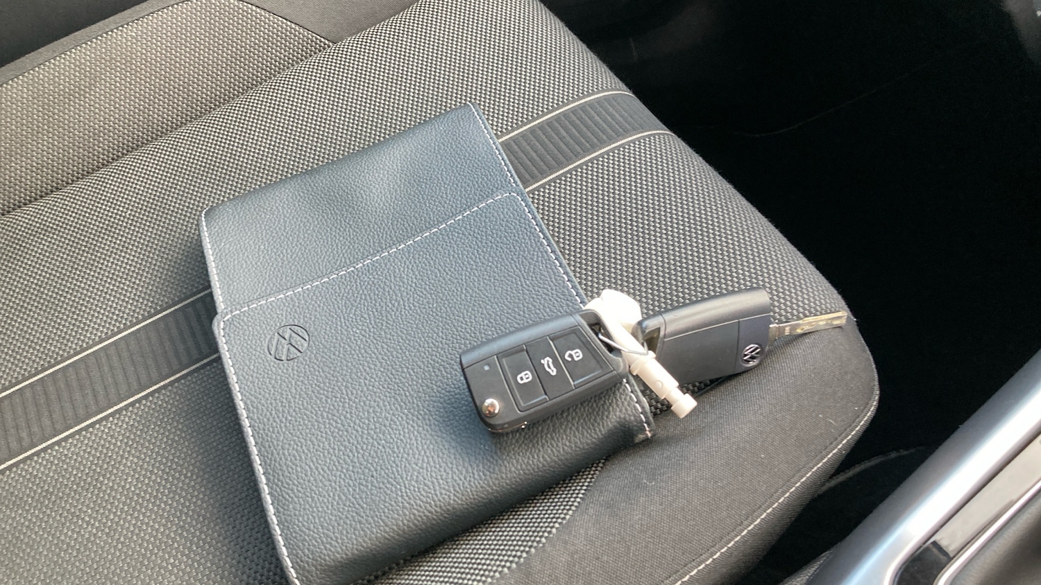 Used Volkswagen T-Roc 2023 for sale - 76807003: Photo 19