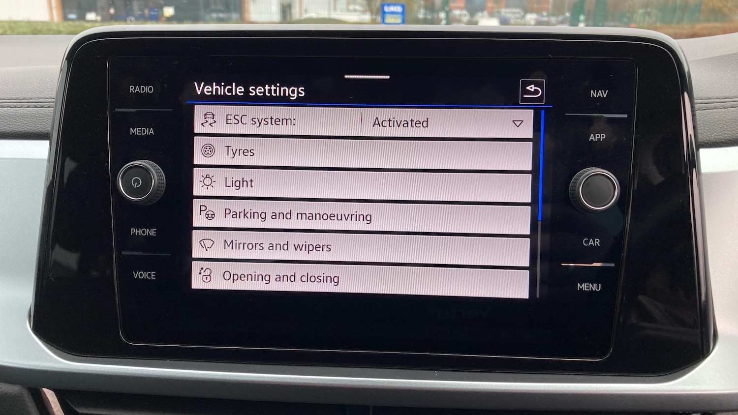 Used Volkswagen T-Roc 2023 for sale - 76807003: Photo 37