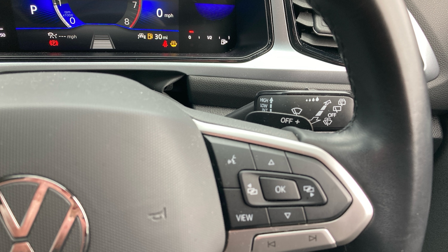 Used Volkswagen T-Roc 2023 for sale - 76807003: Photo 38