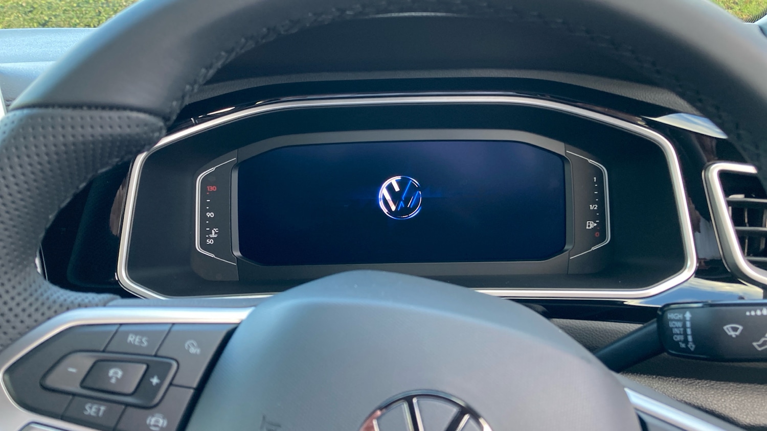 Used Volkswagen T-Roc 2025 for sale - 76063677: Photo 18