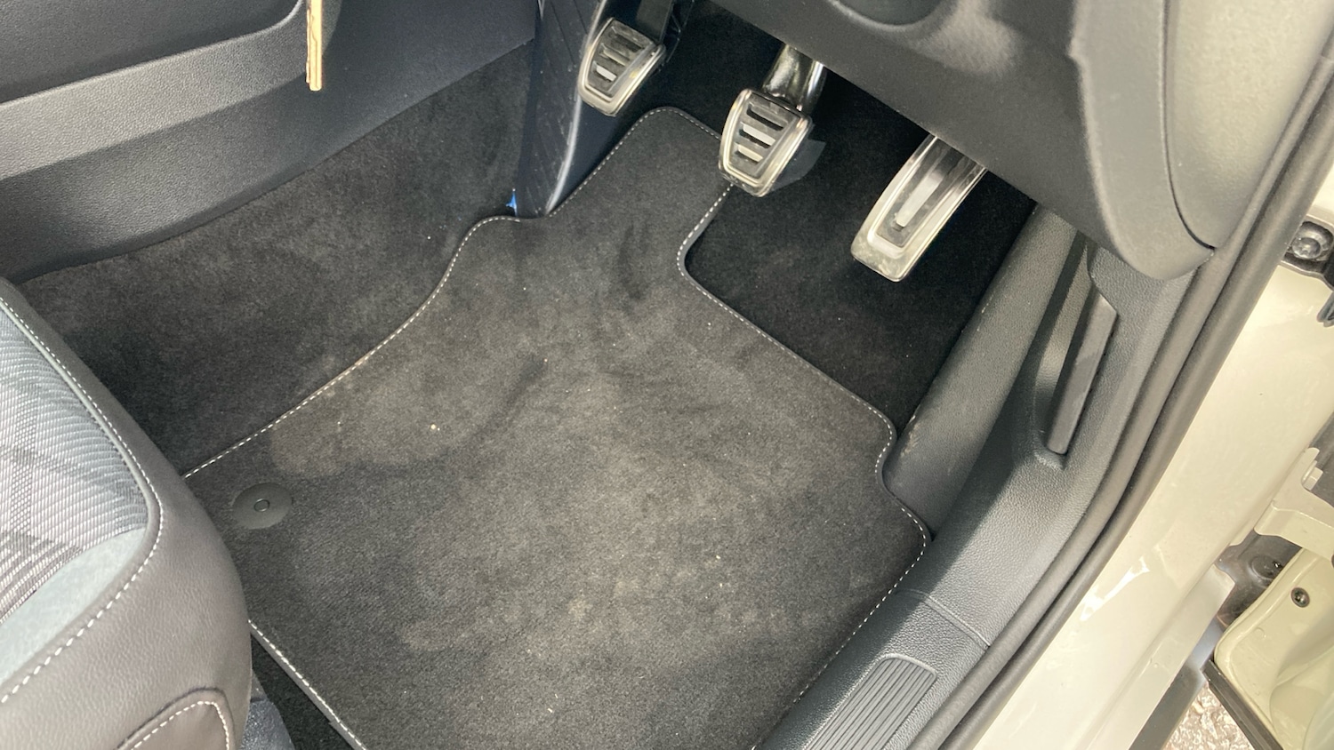 Used Volkswagen T-Roc 2025 for sale - 76063677: Photo 44