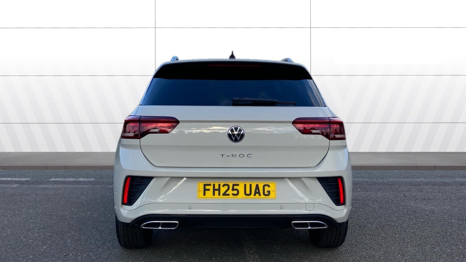 Used Volkswagen T-Roc 2025 for sale - 76063677: Photo 6