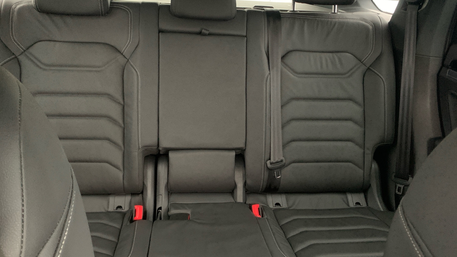 Used Volkswagen Touareg 2025 for sale - 76637623: Photo 15