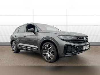 2025 (25) - 3.0 V6 TDI 4Motion 286 Black Edition 5dr Tip Auto