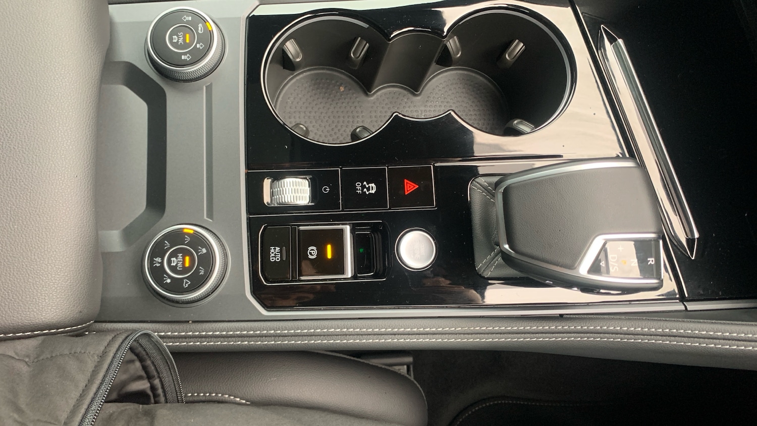 Used Volkswagen Touareg 2025 for sale - 76637623: Photo 30