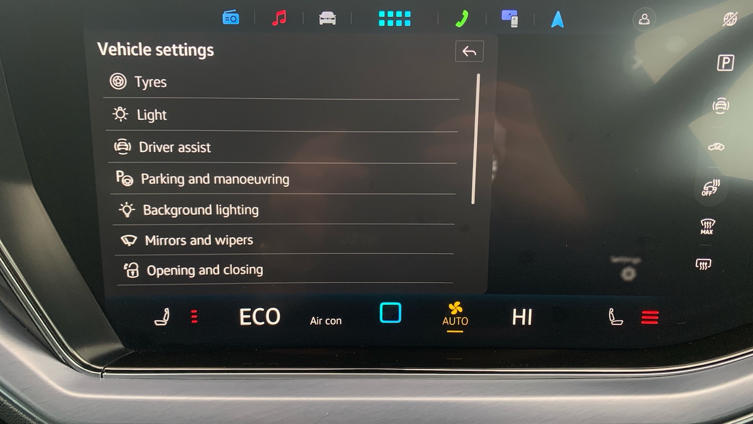 Used Volkswagen Touareg 2025 for sale - 76637623: Photo 37