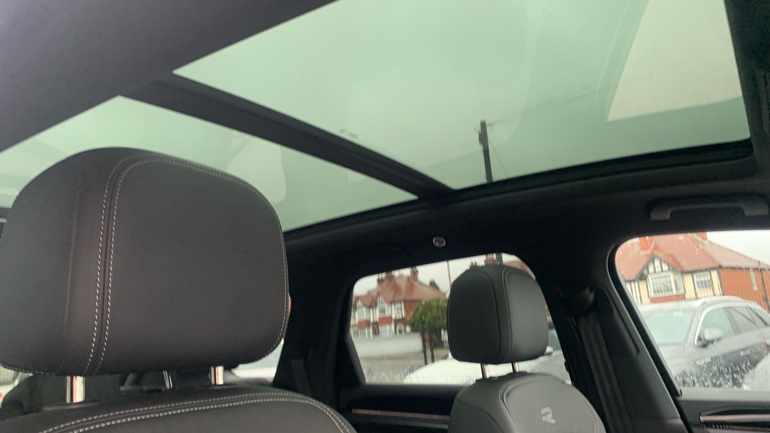 Used Volkswagen Touareg 2025 for sale - 76637623: Photo 46