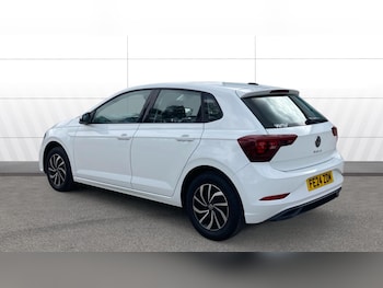 Used Volkswagen Polo 2024 for sale - 78502332: Photo