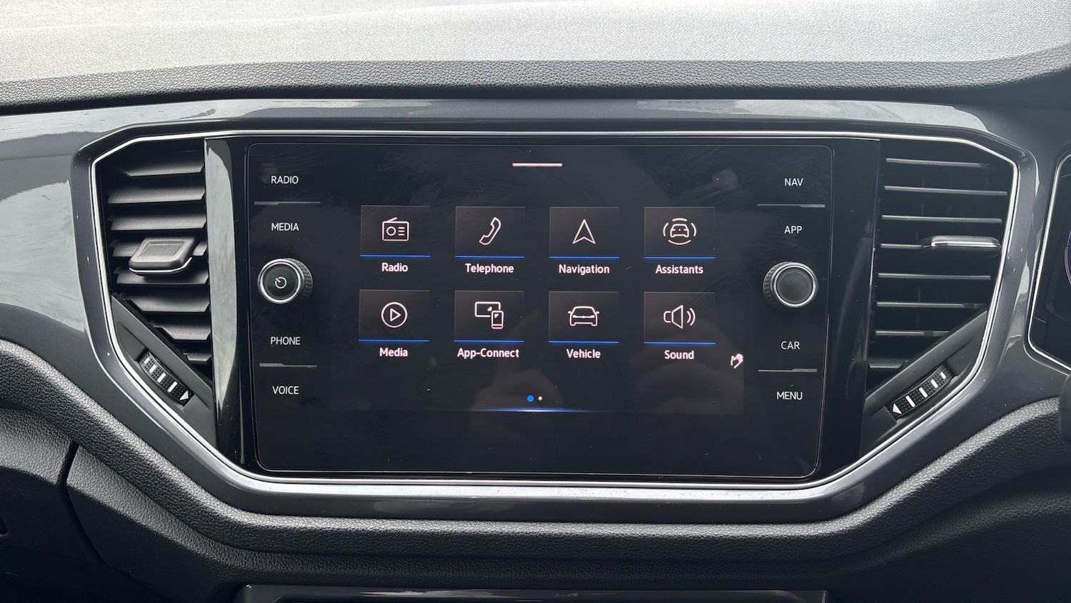 Used Volkswagen T-Roc 2020 for sale - 76980723: Photo 12