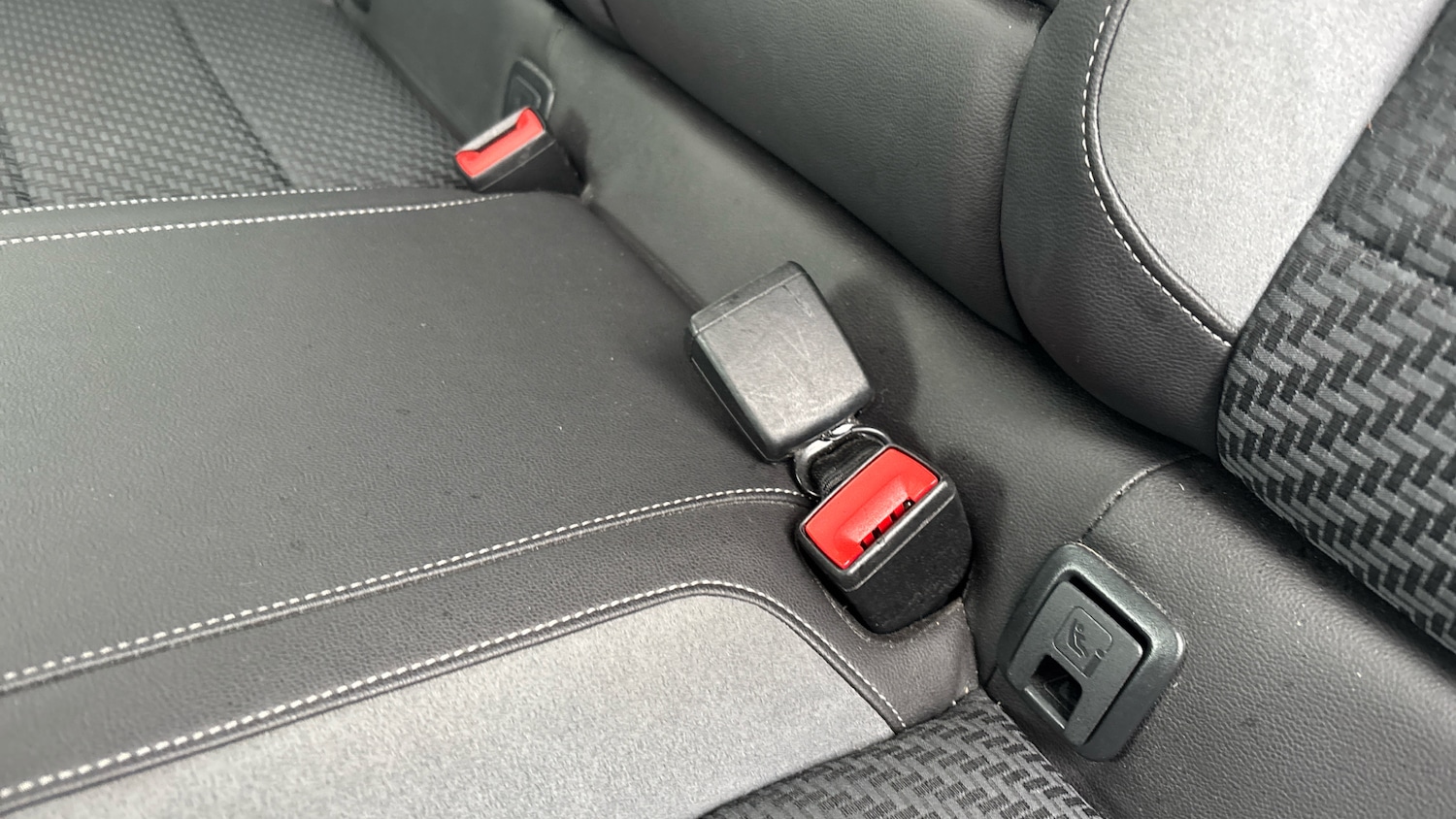 Used Volkswagen T-Roc 2020 for sale - 76980723: Photo 17