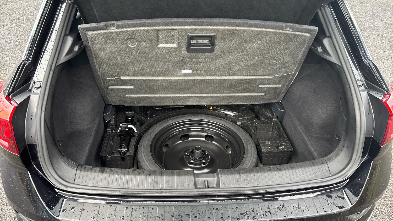 Used Volkswagen T-Roc 2020 for sale - 76980723: Photo 25