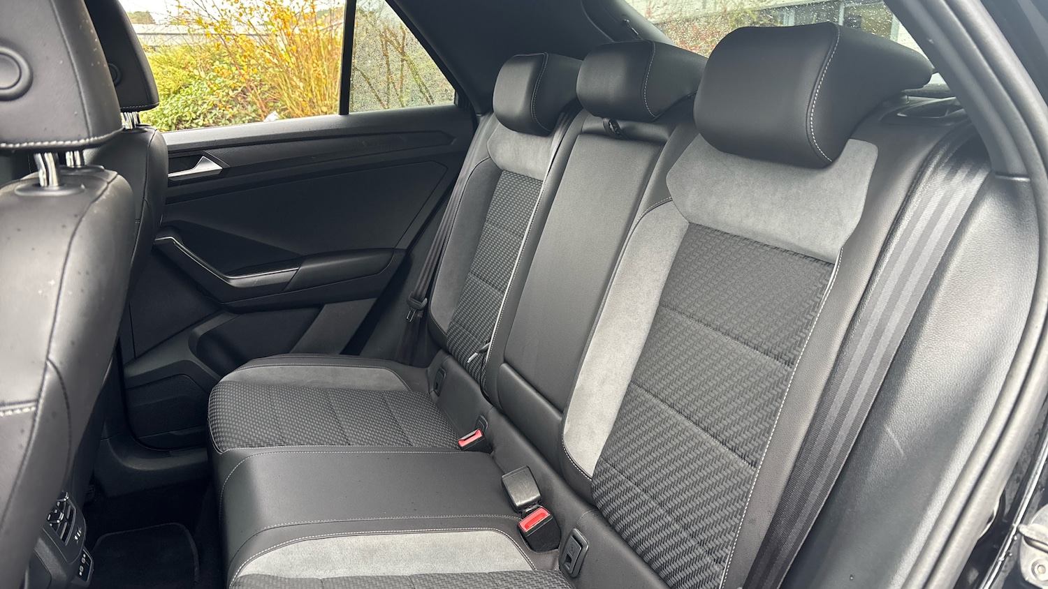 Used Volkswagen T-Roc 2020 for sale - 76980723: Photo 30