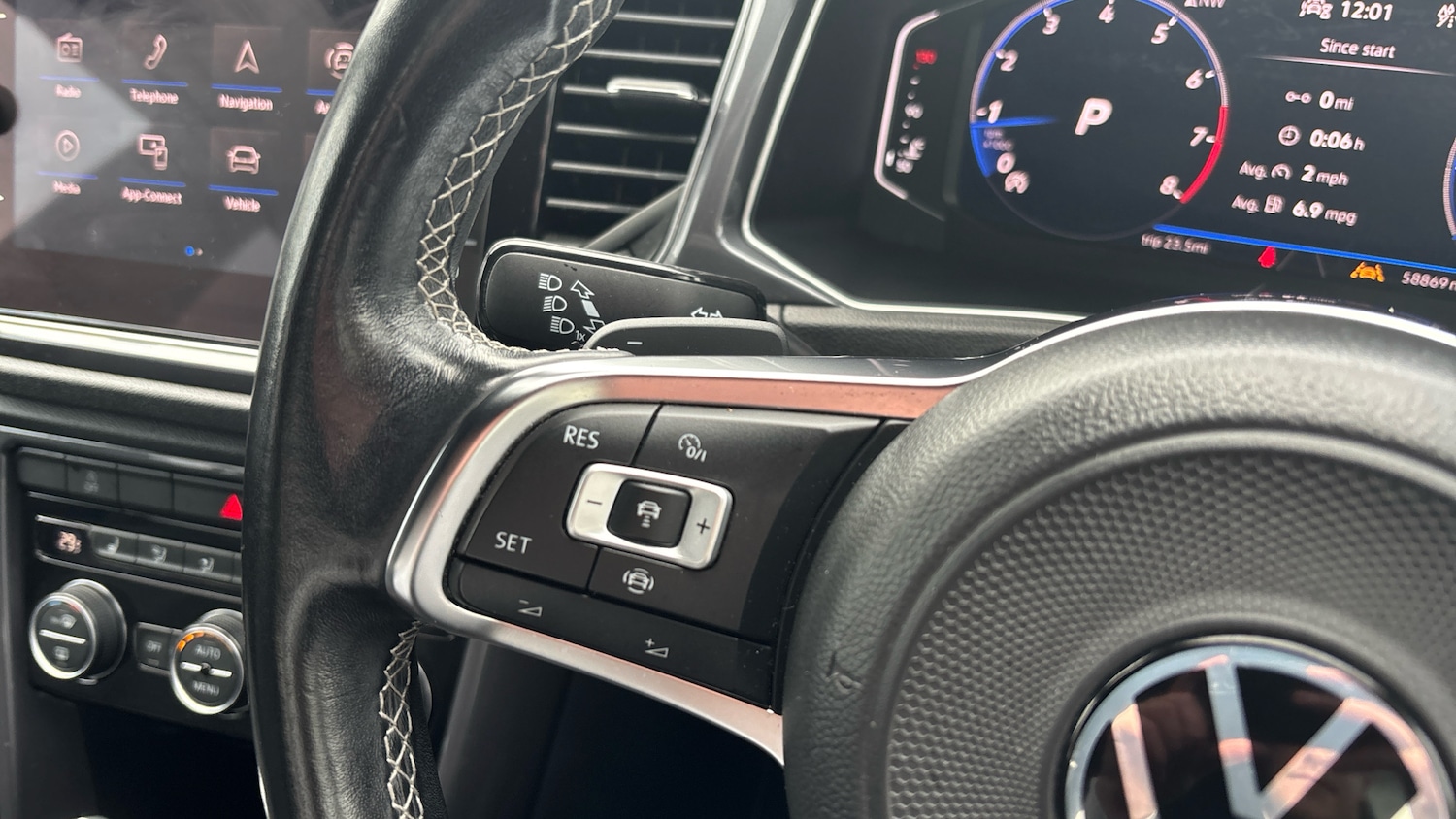 Used Volkswagen T-Roc 2020 for sale - 76980723: Photo 37