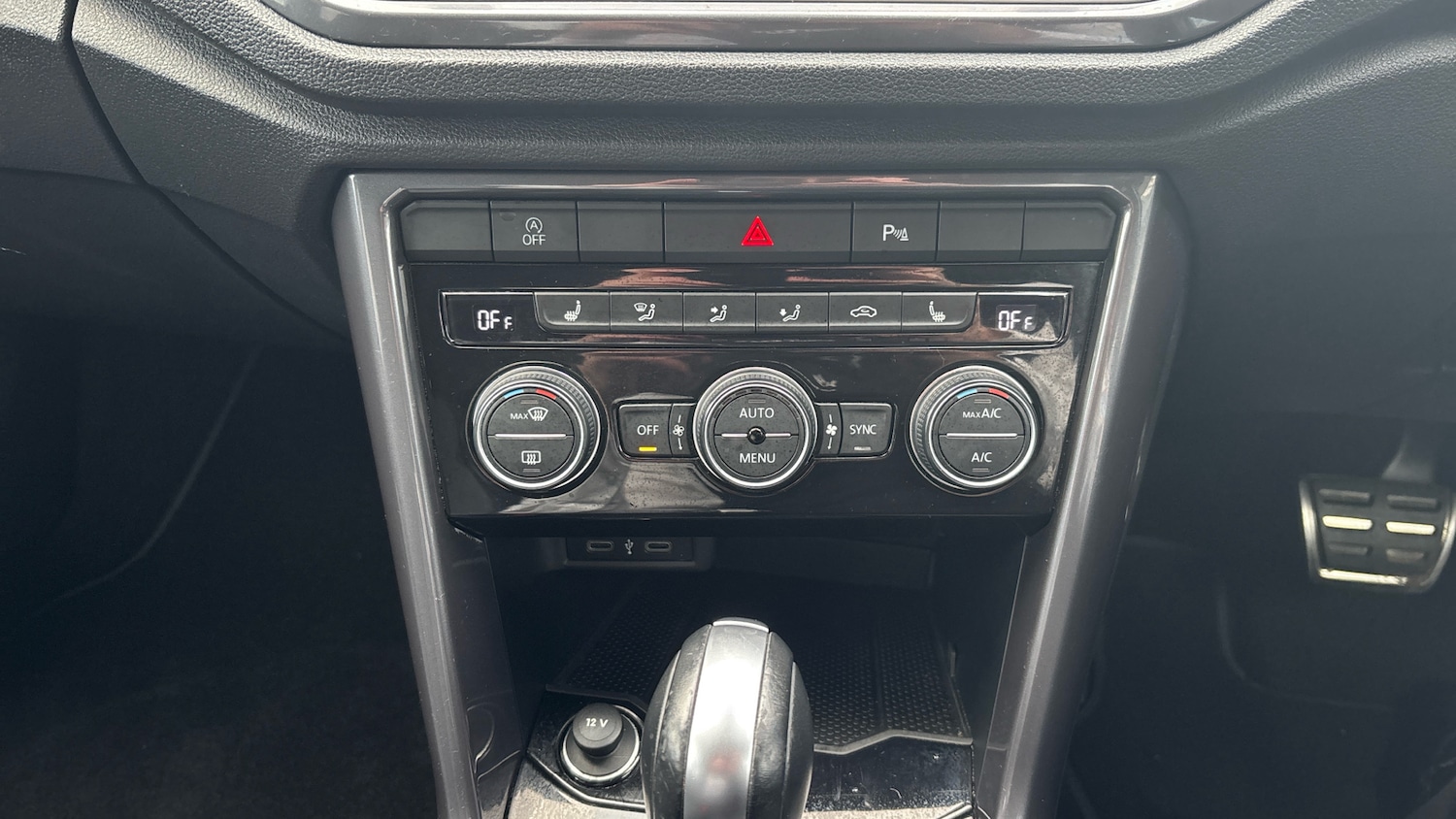 Used Volkswagen T-Roc 2020 for sale - 76980723: Photo 39