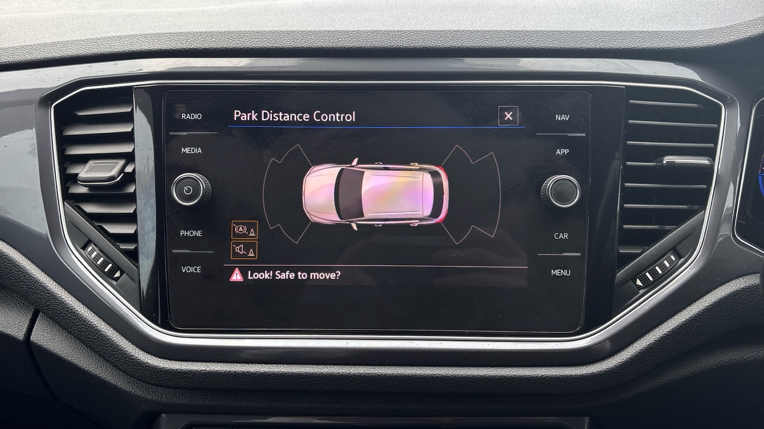 Used Volkswagen T-Roc 2020 for sale - 76980723: Photo 45