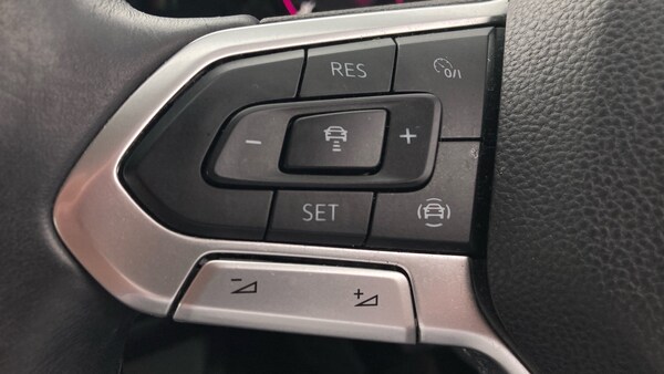 Used Volkswagen Golf 2021 for sale - 75575060: Photo 41