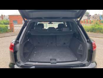 Used Volkswagen Touareg 2024 for sale - 75379449: Photo