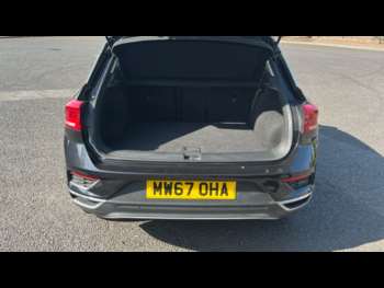 Used Volkswagen T-Roc 2018 for sale - 74548765: Photo