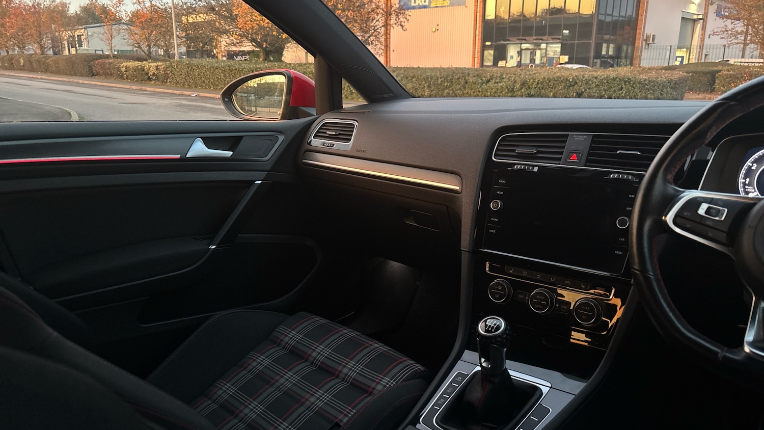 Used Volkswagen Golf 2018 for sale - 76510608: Photo 14