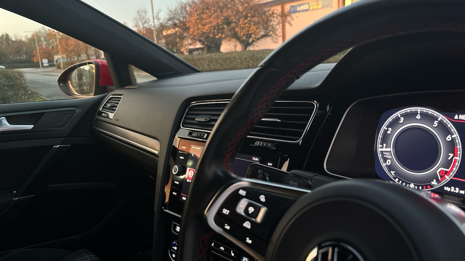 Used Volkswagen Golf 2018 for sale - 76510608: Photo 39