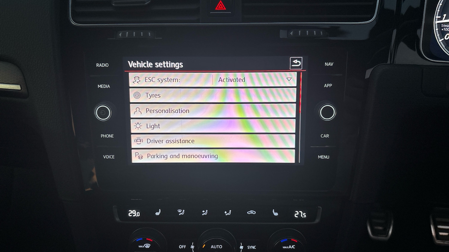 Used Volkswagen Golf 2018 for sale - 76510608: Photo 42