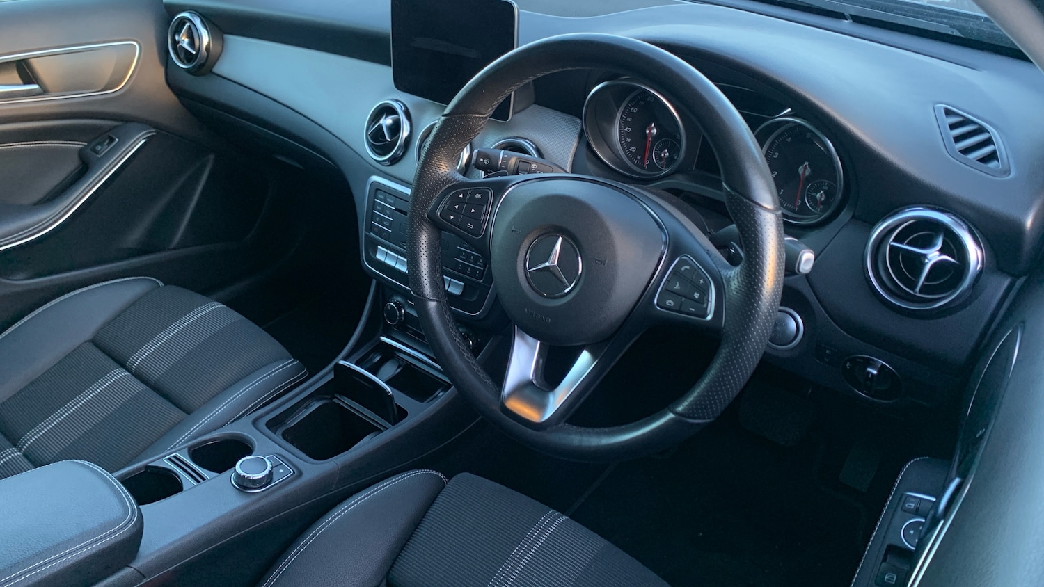 Used Mercedes-Benz GLA 2019 for sale - 77367475: Photo 11